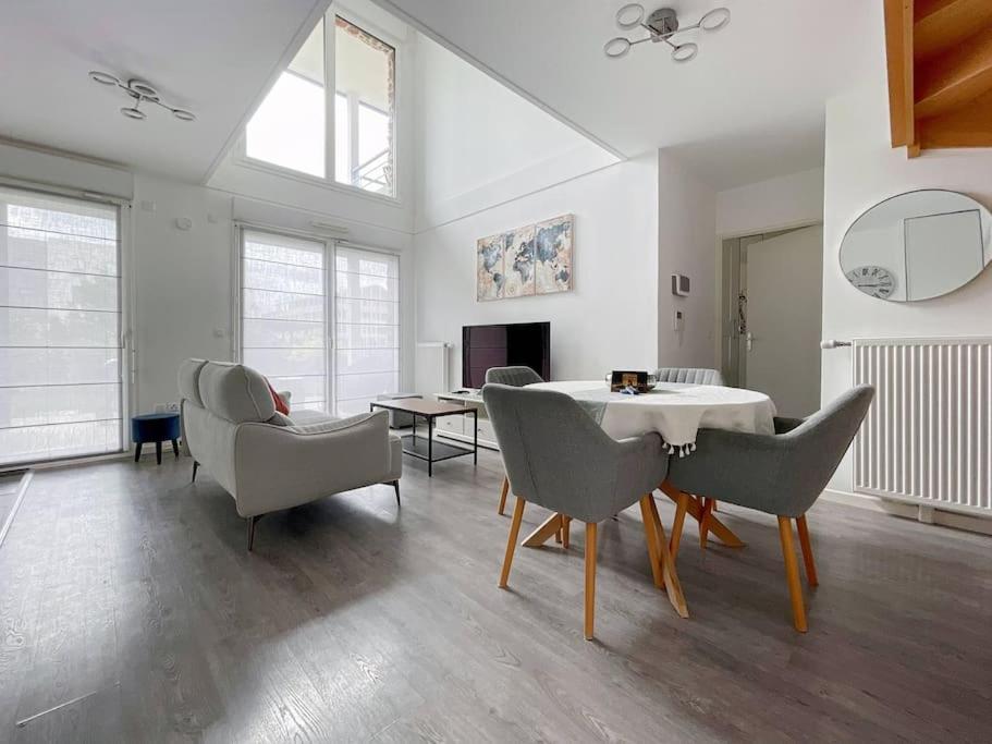 Le Colisee - Appartement Duplex Pour 6 A Disneyland Paris Montévrain Exteriér fotografie